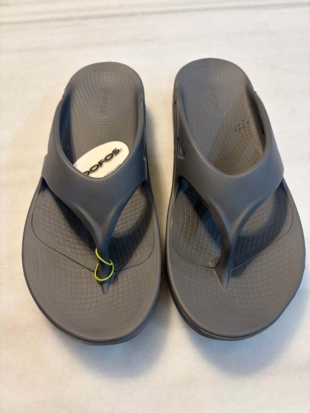 OOFOS OOriginal Unisex Flip Flop Slate Size M13/W15 New Recovery Sandal